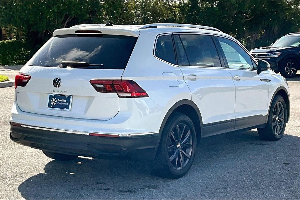 Certified 2023 Volkswagen Tiguan SE w/ Panoramic Sunroof Package image 5