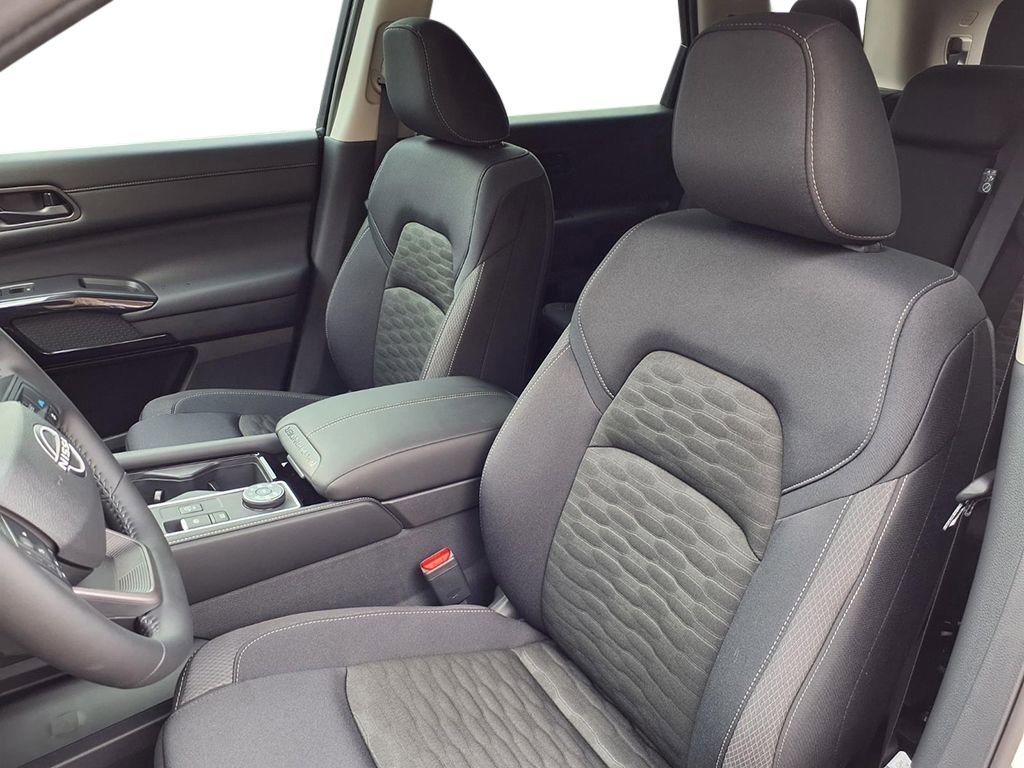 New 2026 Nissan Pathfinder SV w/ Cargo Package image 20