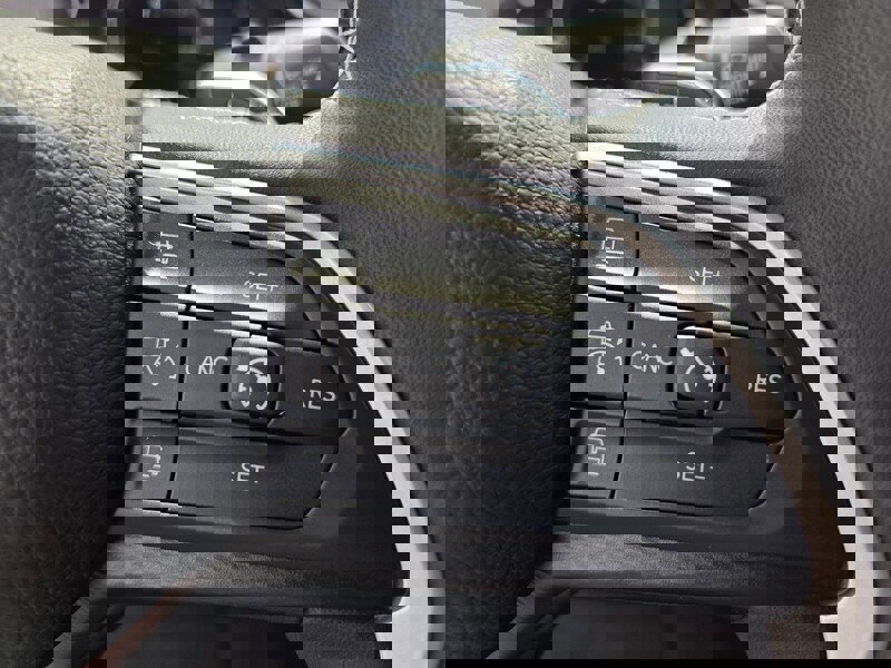 Certified 2023 Jeep Grand Cherokee L Laredo image 22