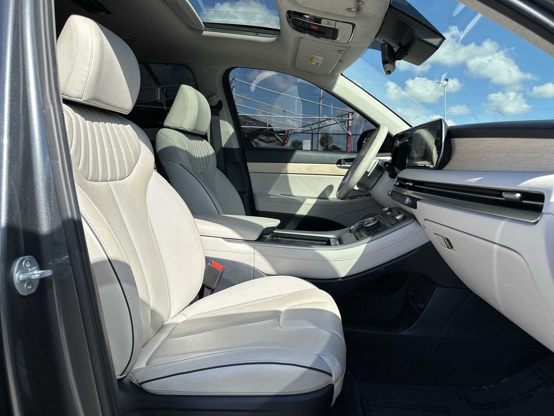 Used 2024 Hyundai Palisade Limited image 27