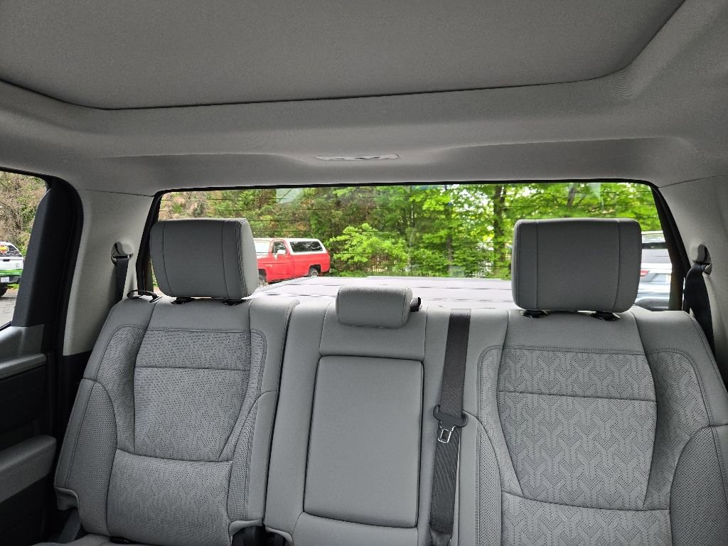 Used 2024 Toyota Tundra Limited AWD/4WD image 44