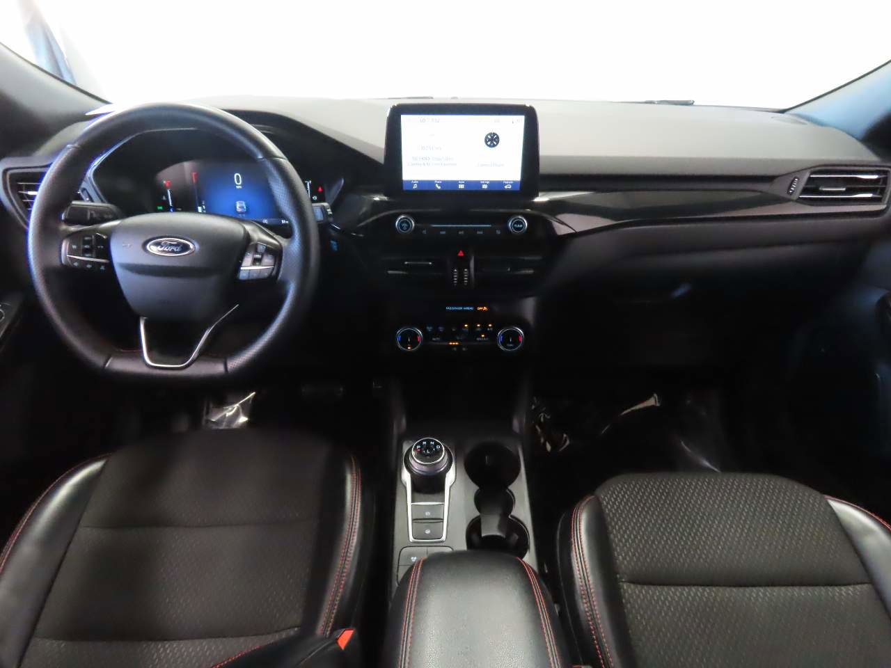 Used 2024 Ford Escape ST-Line FWD image 12