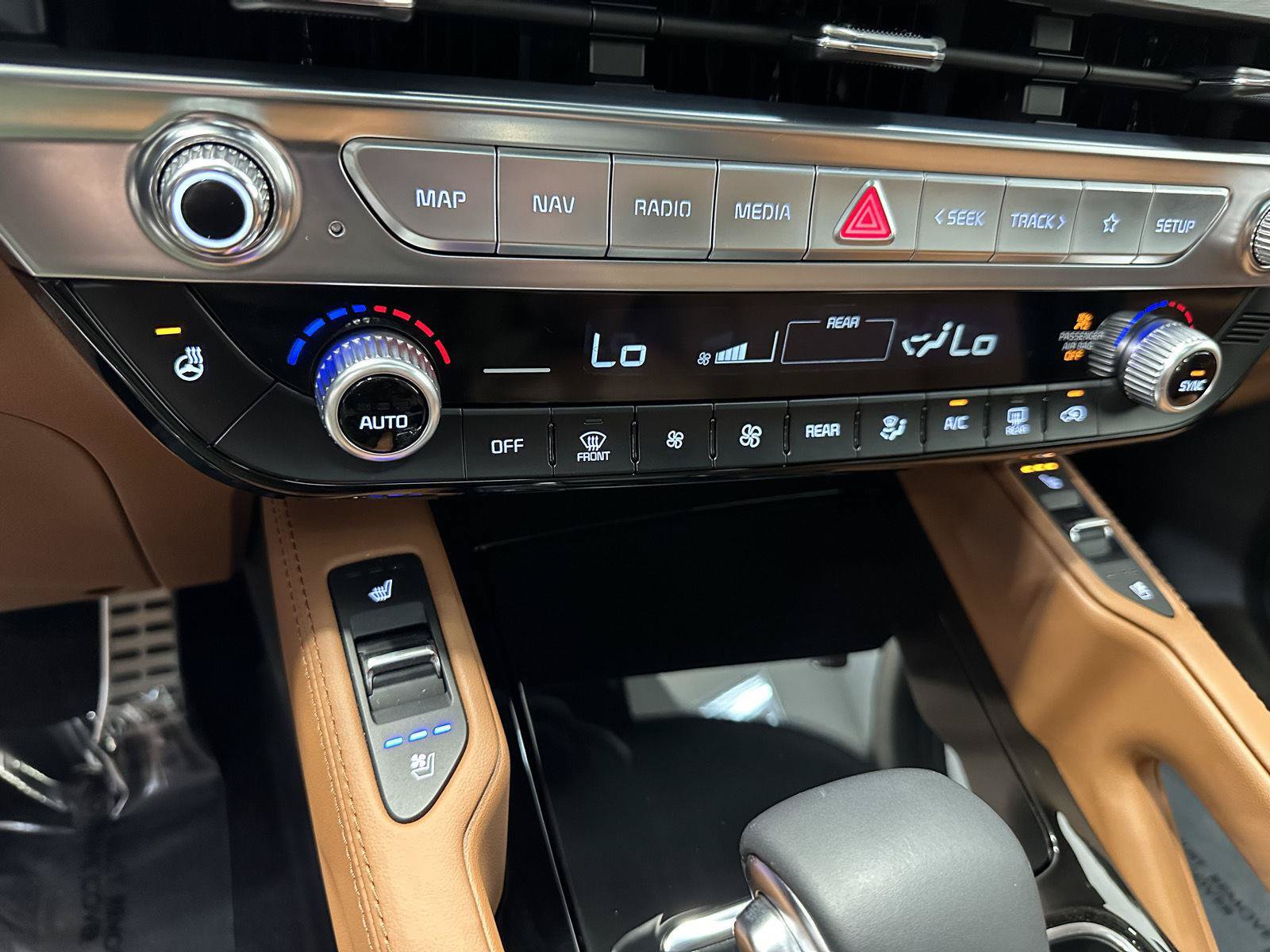 Used 2025 Kia Telluride SX Prestige X-Line AWD/4WD image 29