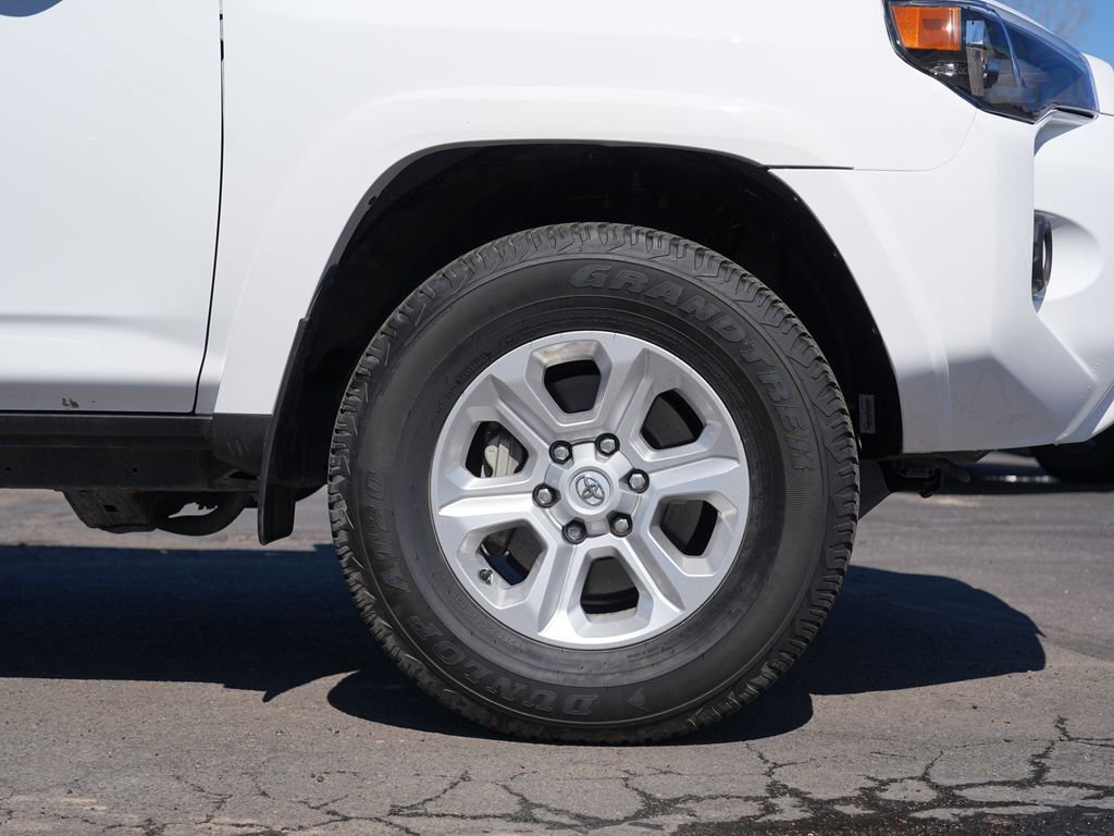 Used 2024 Toyota 4Runner SR5 Premium w/ Moonroof Package image 11