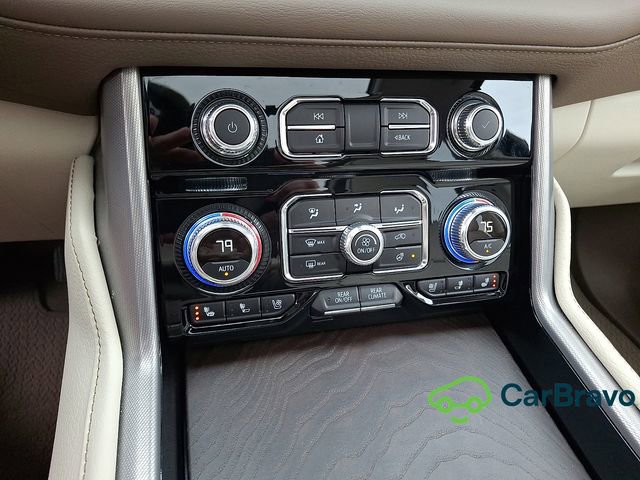 Used 2024 GMC Yukon Denali w/ Denali Reserve Package AWD/4WD image 17
