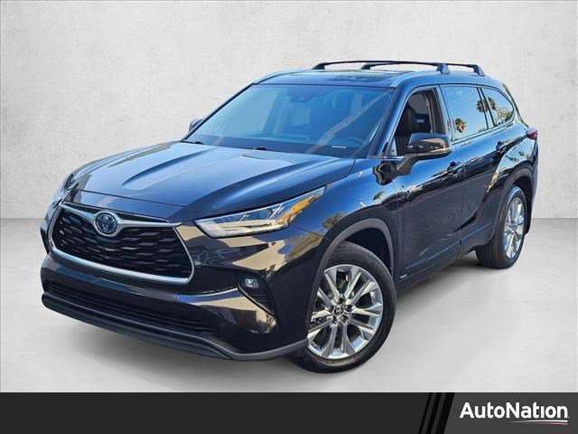 Used 2021 Toyota Highlander Limited image 1