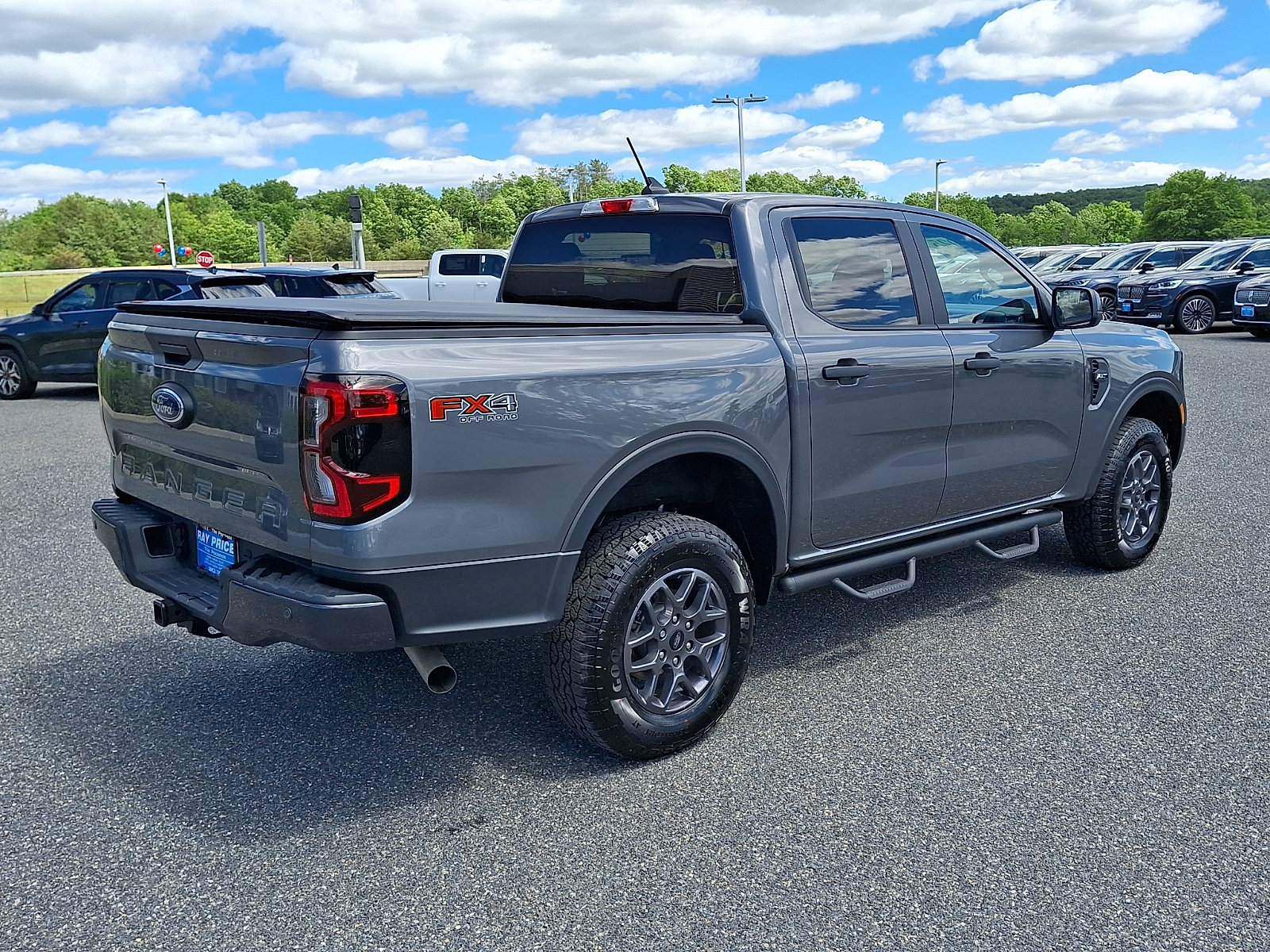 Certified 2025 Ford Ranger XLT w/ FX4 Off-Road Package AWD/4WD image 6
