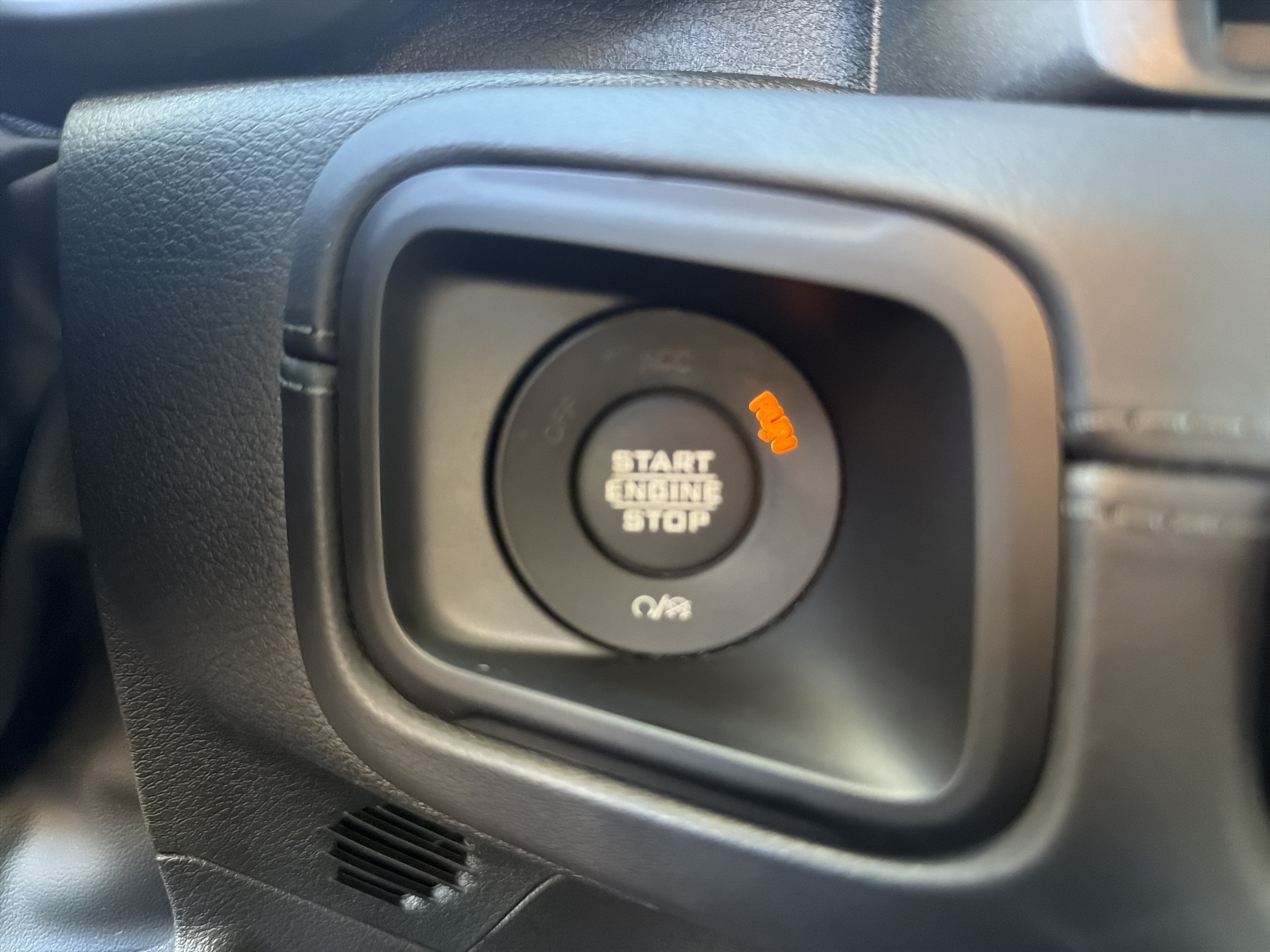 Used 2024 Jeep Wrangler Unlimited Sahara AWD/4WD image 67