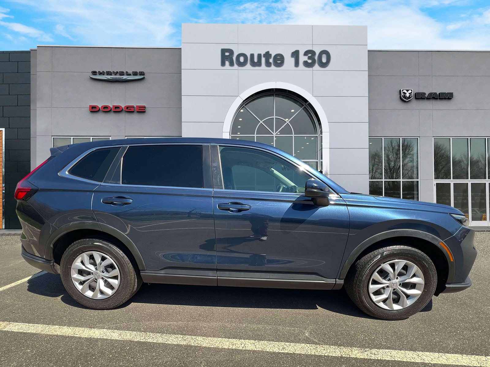 Used 2024 Honda CR-V LX image 5