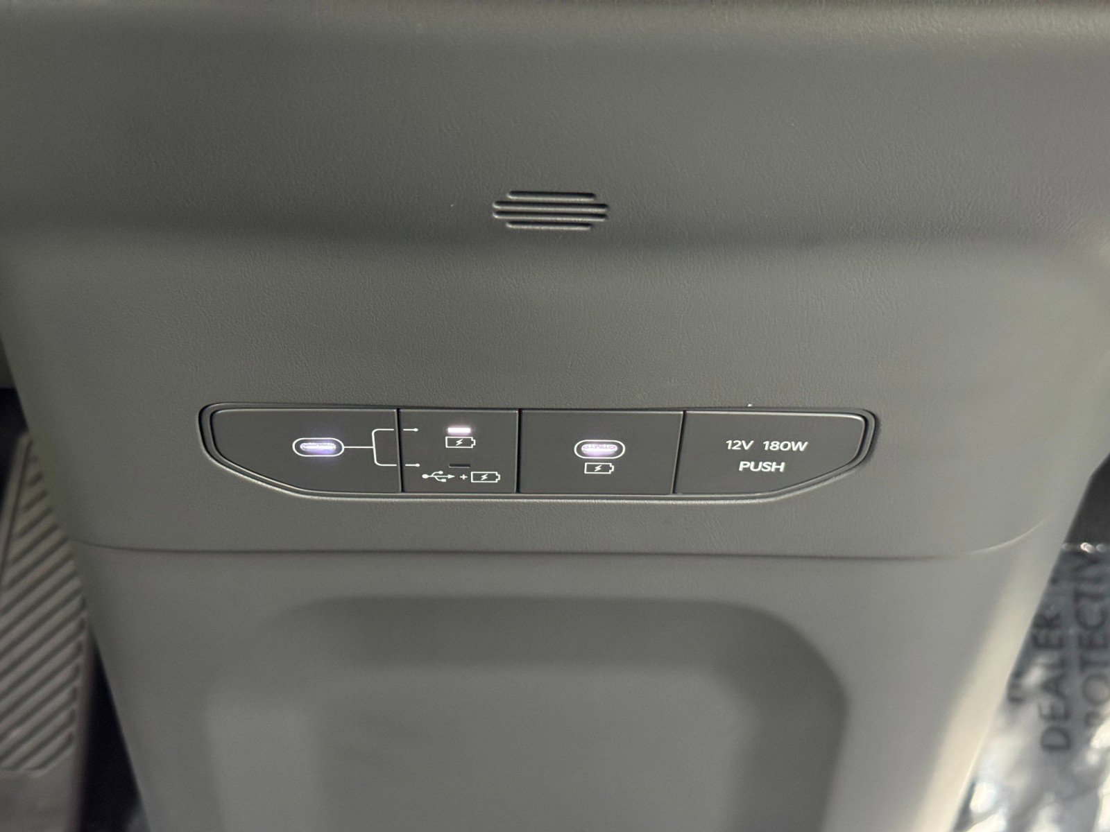 Used 2024 Kia EV9 Land image 31