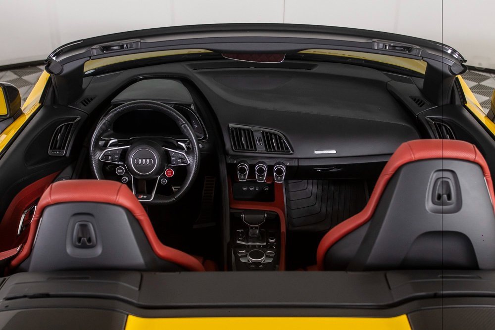 Used 2018 Audi R8 V10 plus image 11