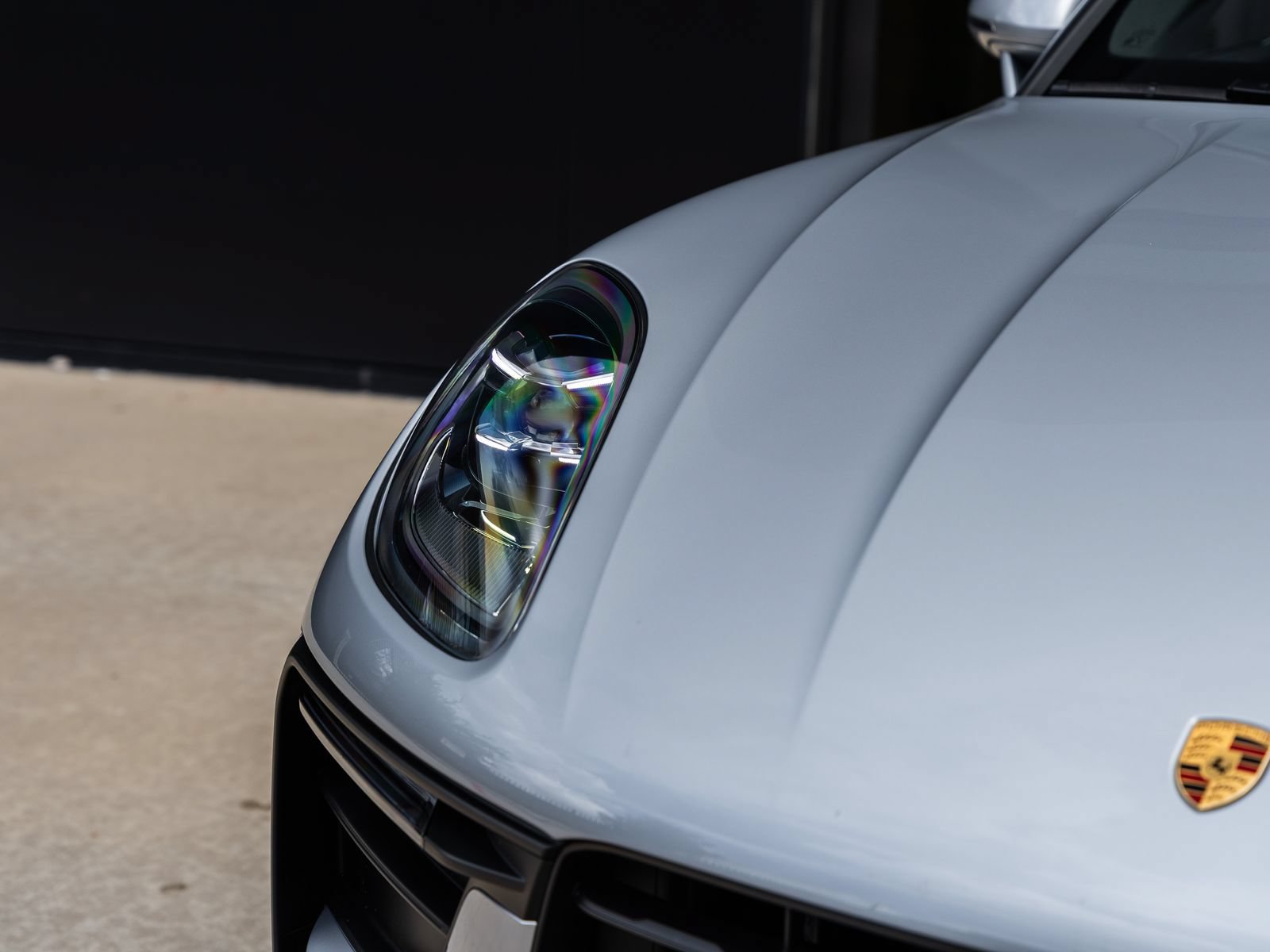 Certified 2026 Porsche Macan AWD/4WD image 16