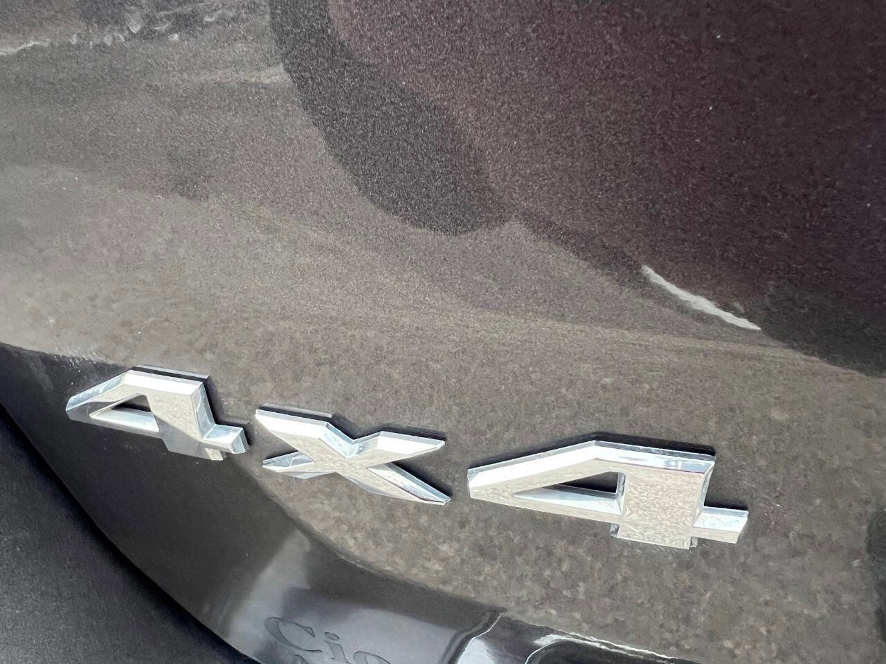 Used 2018 Jeep Grand Cherokee Limited AWD/4WD image 39