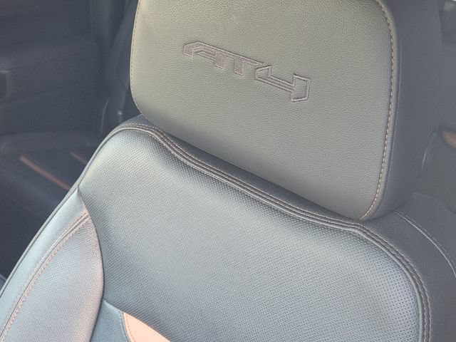 Used 2023 GMC Sierra 2500 AT4 w/ AT4 Premium Plus Package AWD/4WD image 15