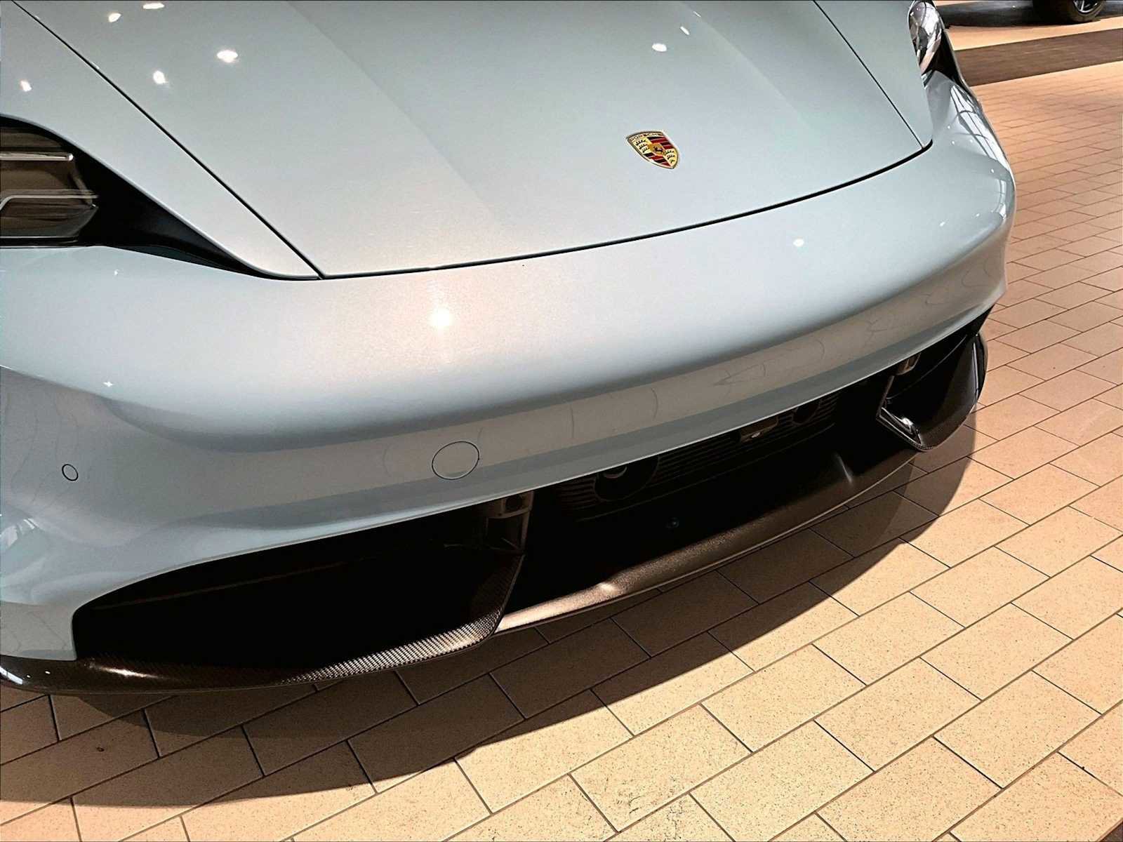 Used 2020 Porsche Taycan Turbo S image 33