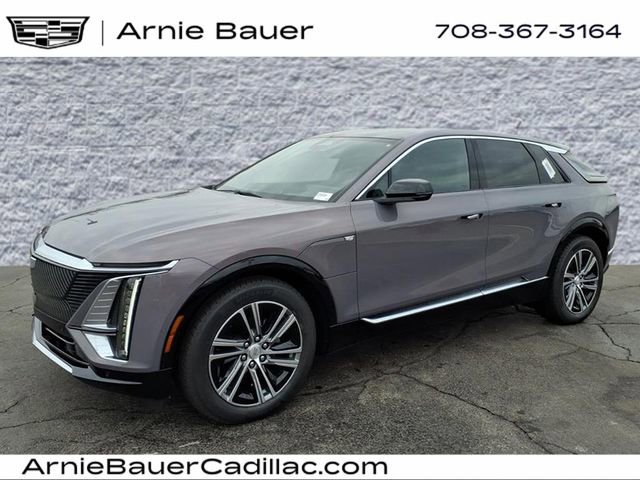 New 2026 Cadillac Lyriq Luxury AWD/4WD image 10
