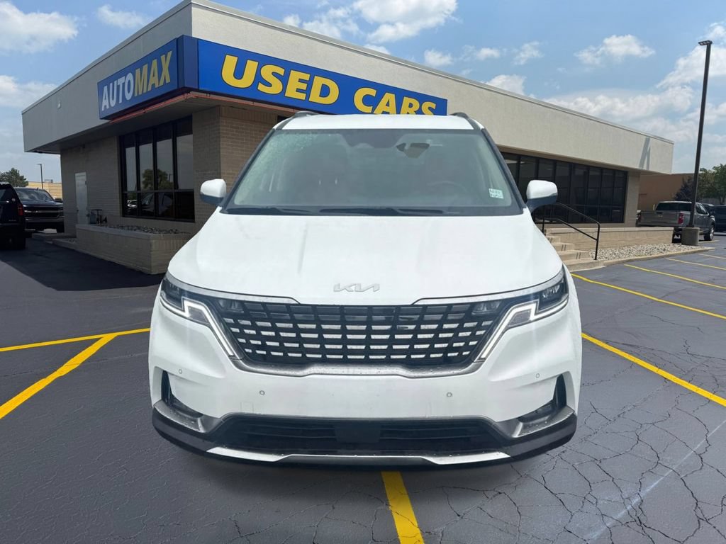 Used 2024 Kia Carnival SX FWD image 4