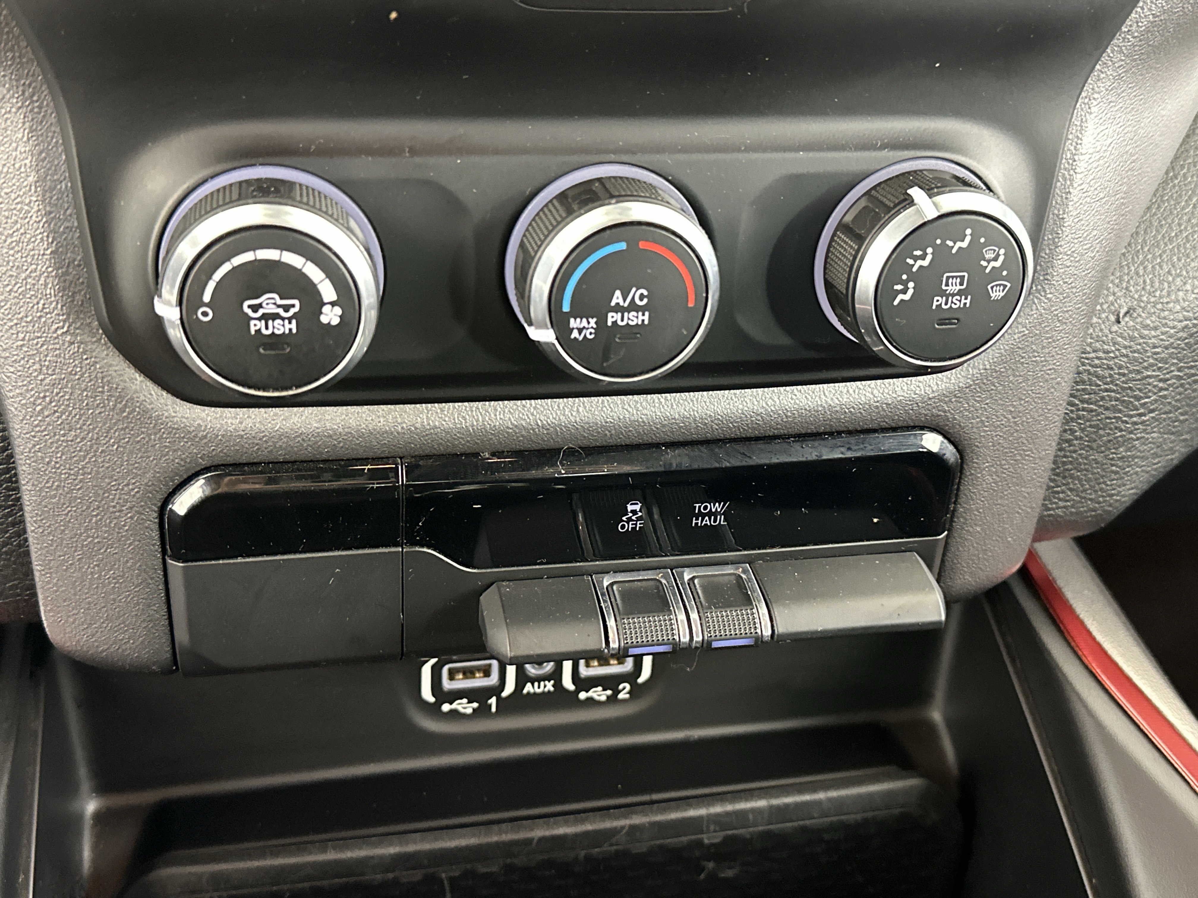 Used 2019 RAM 1500 Rebel image 24