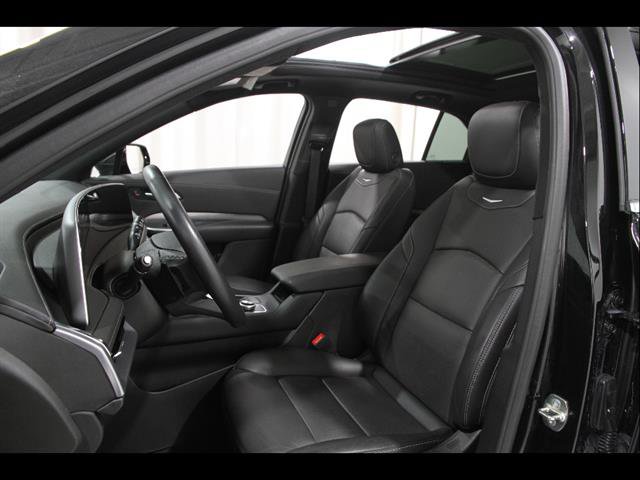 Used 2024 Cadillac XT4 Premium Luxury AWD/4WD image 5