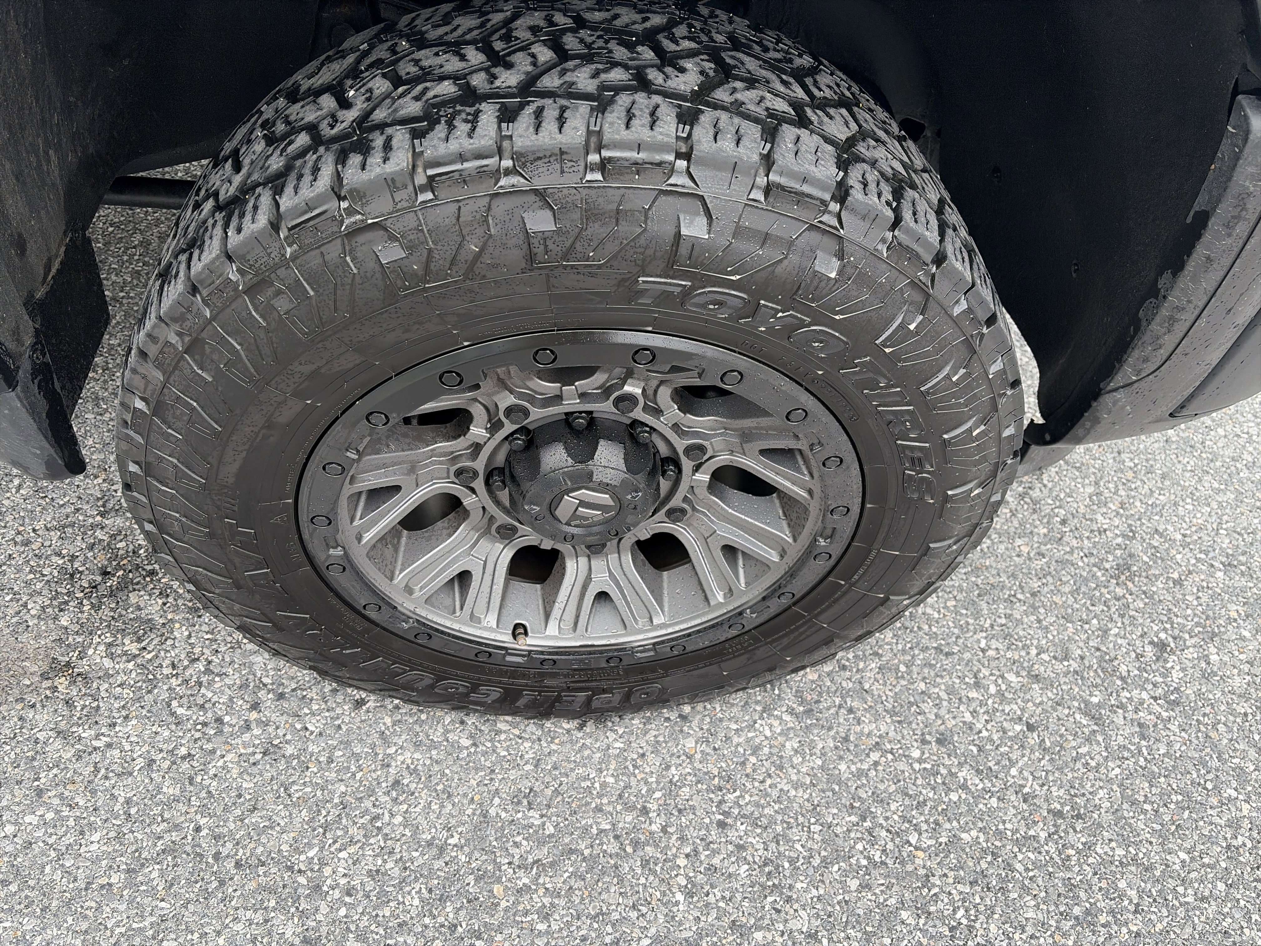 Used 2024 GMC Sierra 2500 AT4 w/ AT4 Premium Plus Package image 19