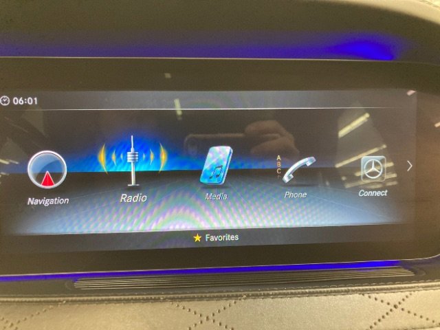 Used 2018 Mercedes-Benz S 560 4MATIC Sedan image 20