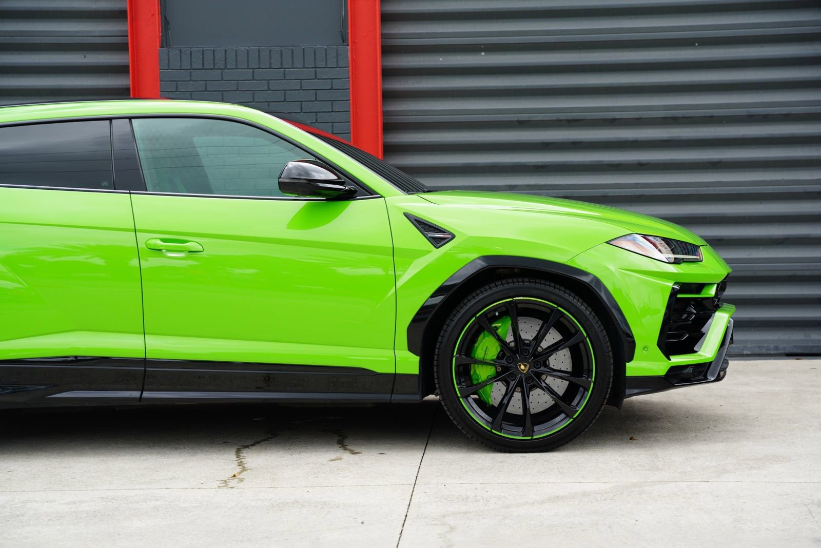 Used 2022 Lamborghini Urus image 5