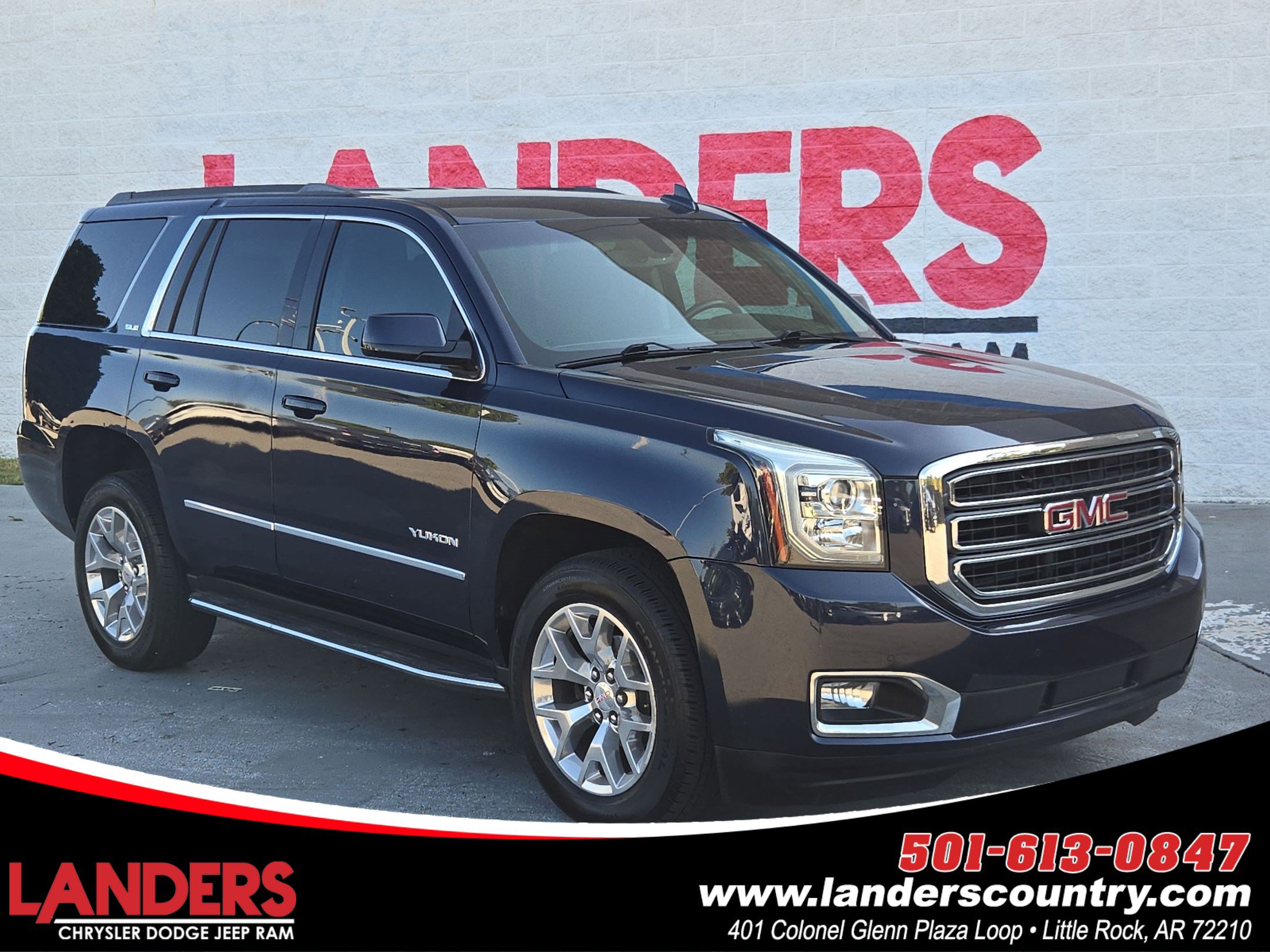 Used 2019 GMC Yukon SLE w/ SLE Value Package AWD/4WD image 1