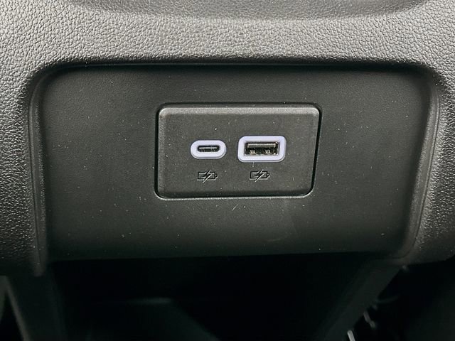 Used 2025 Chevrolet Blazer LT image 12