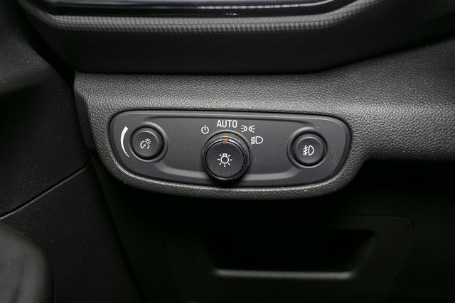 Used 2021 Chevrolet TrailBlazer LT w/ Convenience Package image 34