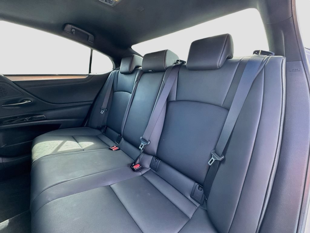 Used 2023 Lexus ES 300h F Sport w/ Accessory Package (Z1) FWD image 24