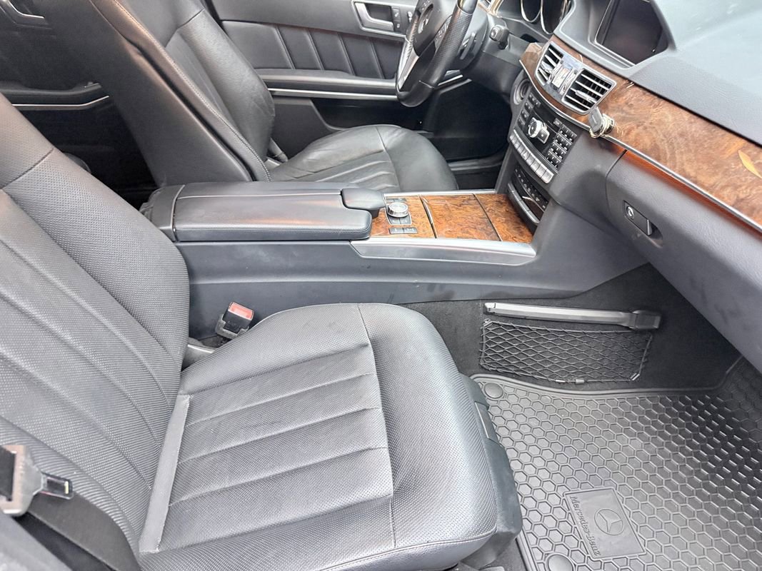 Used 2014 Mercedes-Benz E 550 4MATIC image 11