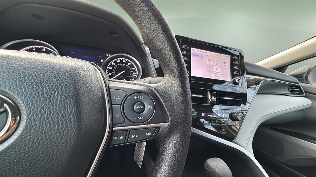 Used 2023 Toyota Camry LE image 27