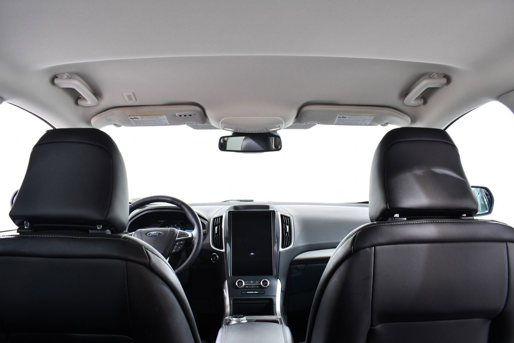 Used 2024 Ford Edge SEL w/ Convenience Package image 17