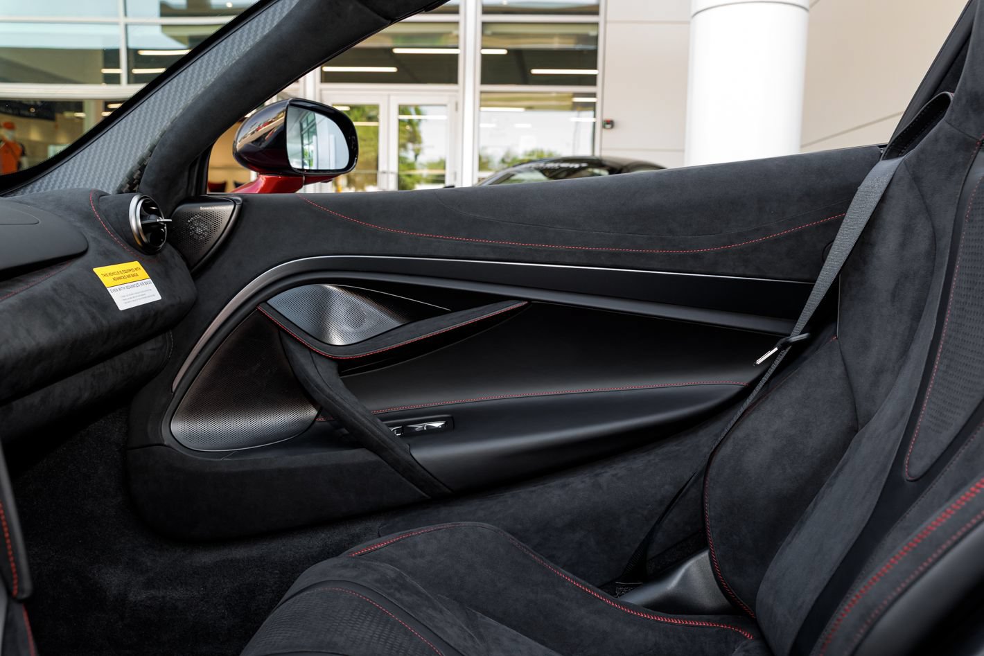Used 2027 McLaren 750S Spider RWD image 51