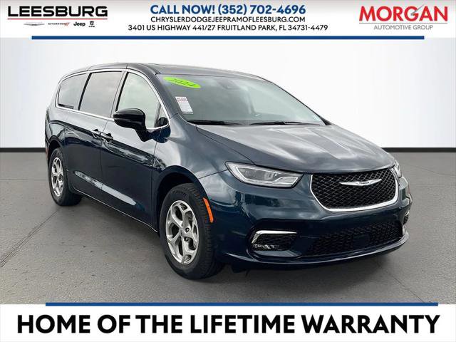 Certified 2024 Chrysler Pacifica Limited AWD/4WD video 1
