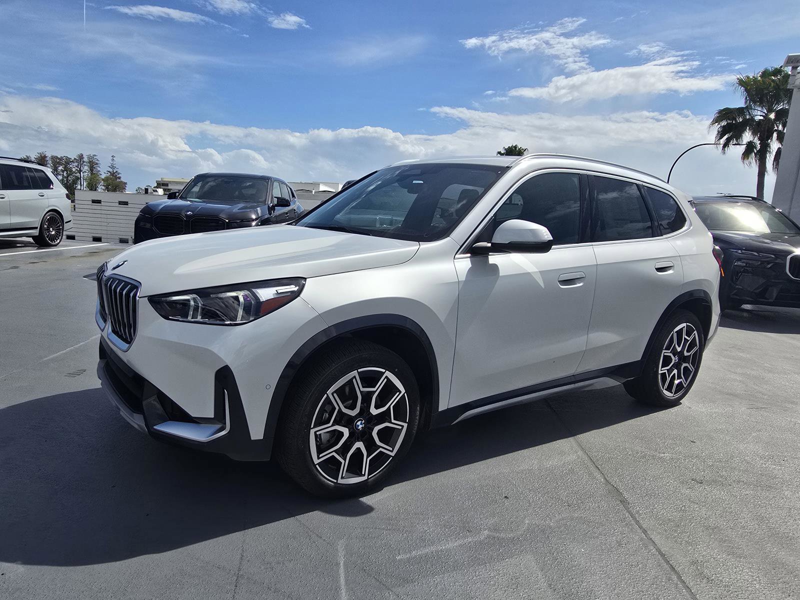 New 2026 BMW X1 xDrive28i w/ Convenience Package AWD/4WD image 5