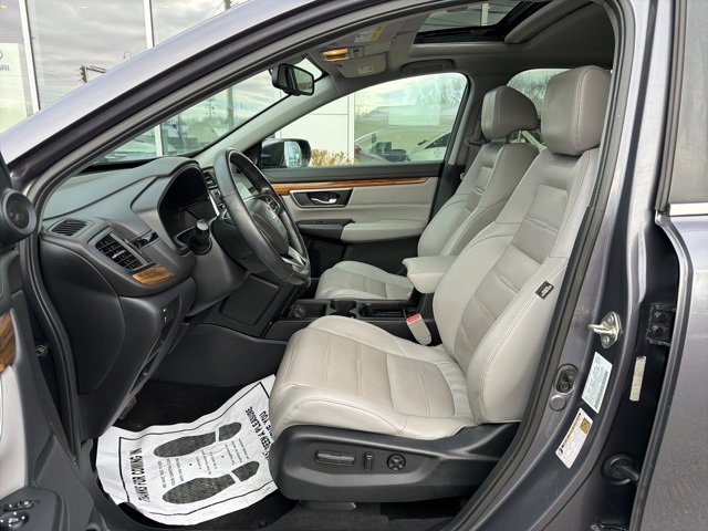 Used 2017 Honda CR-V Touring image 11