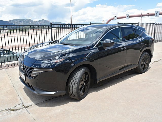 New 2025 Nissan Murano SV image 3