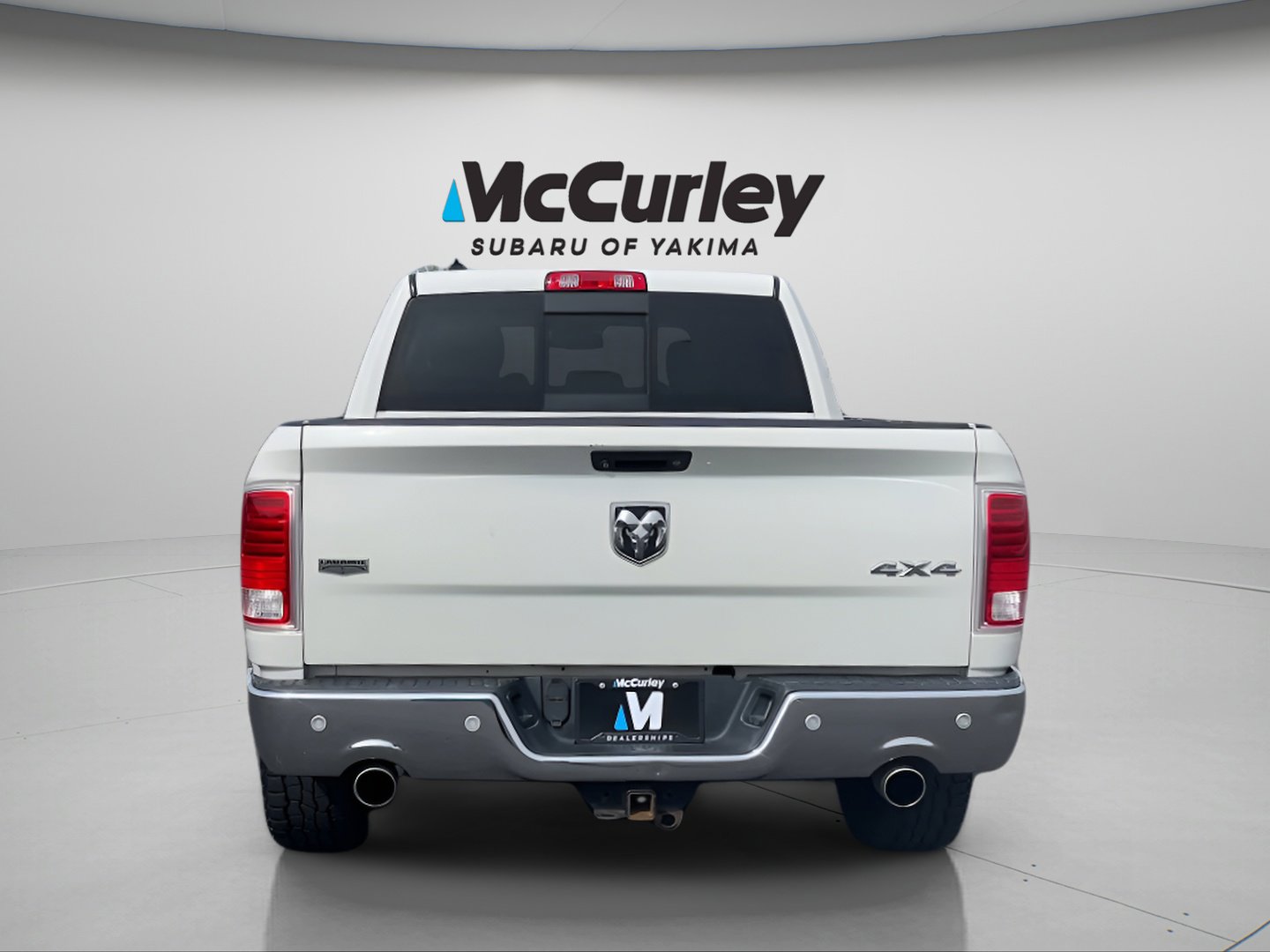Used 2016 RAM 1500 Laramie w/ Convenience Group image 4