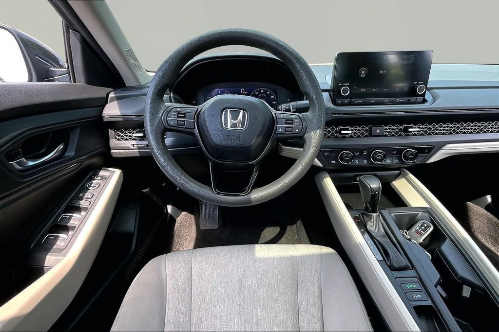 Used 2023 Honda Accord EX image 9