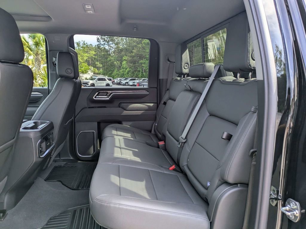 New 2026 Chevrolet Silverado 2500 LTZ w/ LTZ Plus Package AWD/4WD image 15