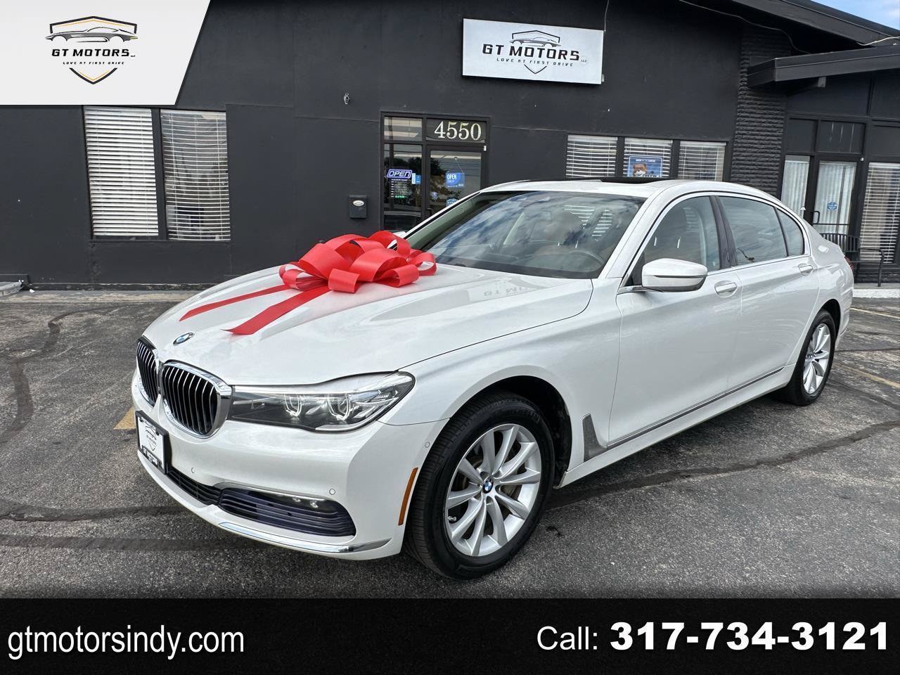 Used 2017 BMW 740i xDrive AWD/4WD image 1