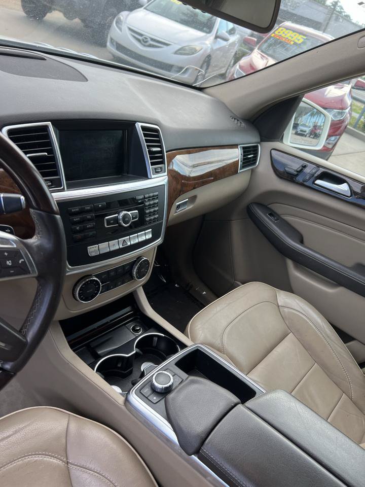 Used 2014 Mercedes-Benz ML 350 BlueTEC 4MATIC image 12