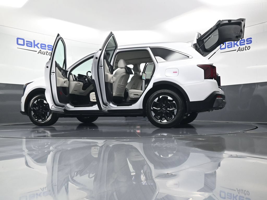 New 2025 Kia Sorento S w/ Panoramic Sunroof Package FWD image 58