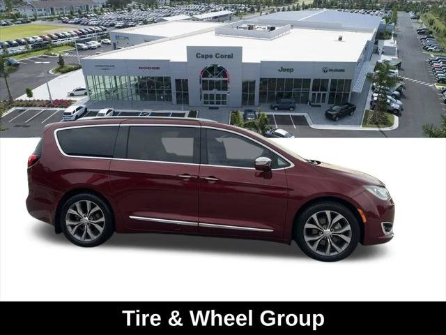 Certified 2020 Chrysler Pacifica Limited w/ Tire & Wheel Group FWD image 4