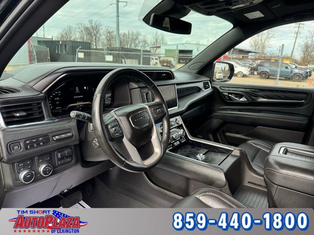 Used 2023 GMC Yukon Denali w/ Max Trailering Package image 15