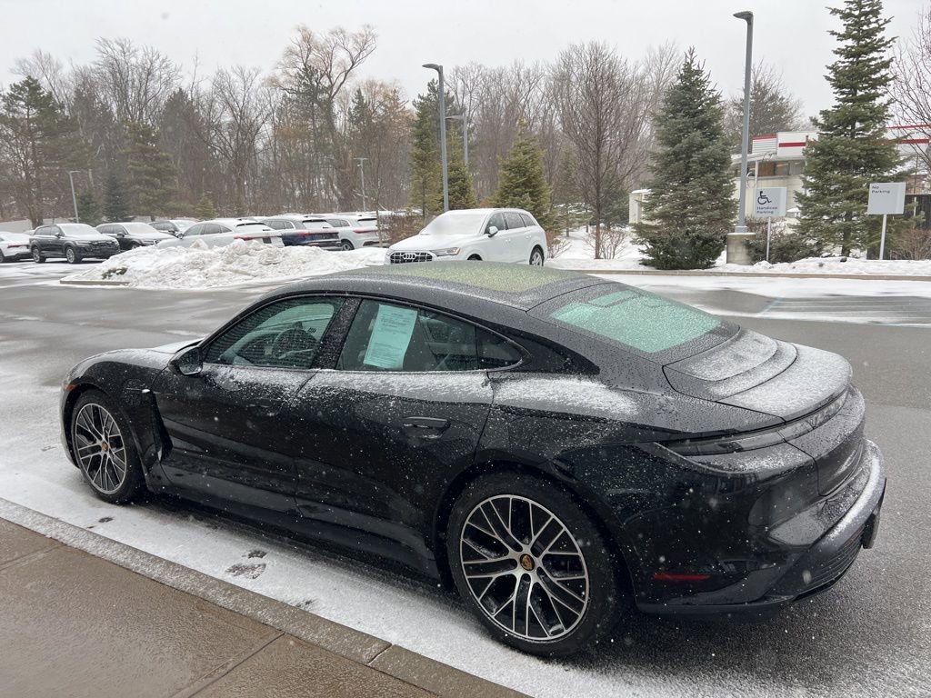Used 2024 Porsche Taycan image 41
