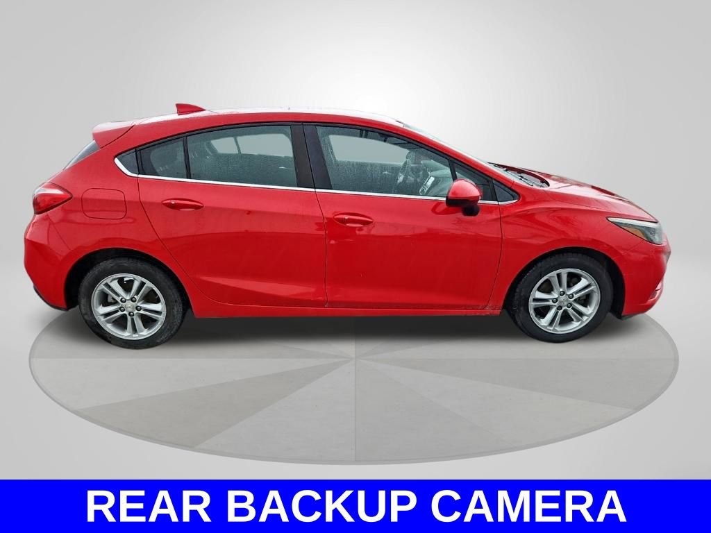 Used 2017 Chevrolet Cruze LT w/ Convenience Package FWD image 4