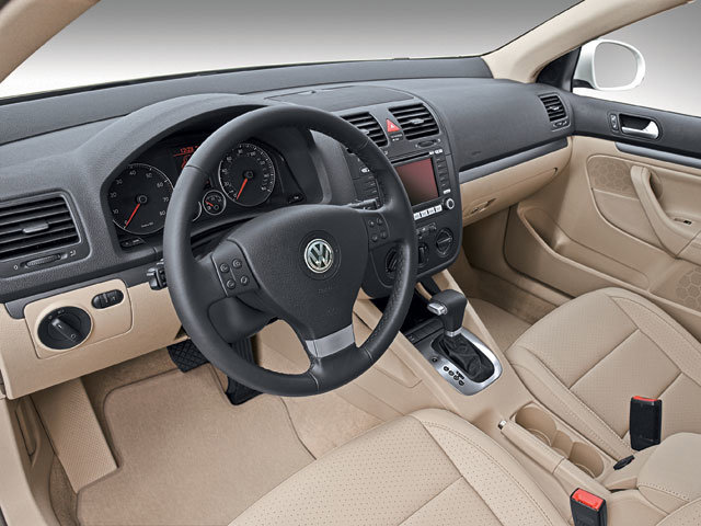 Used 2008 Volkswagen Jetta S FWD image 4