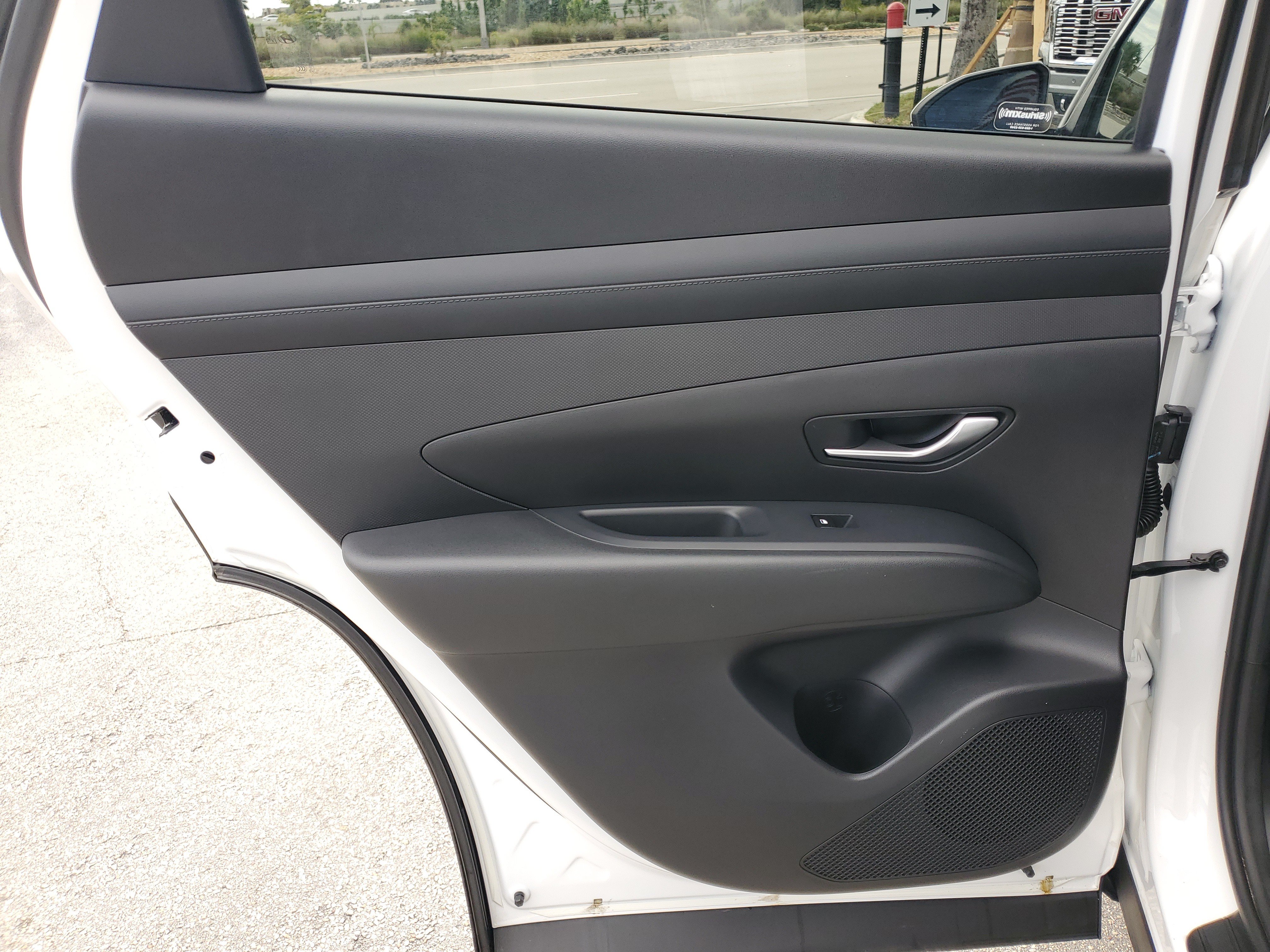 Used 2025 Hyundai Tucson SEL FWD image 30